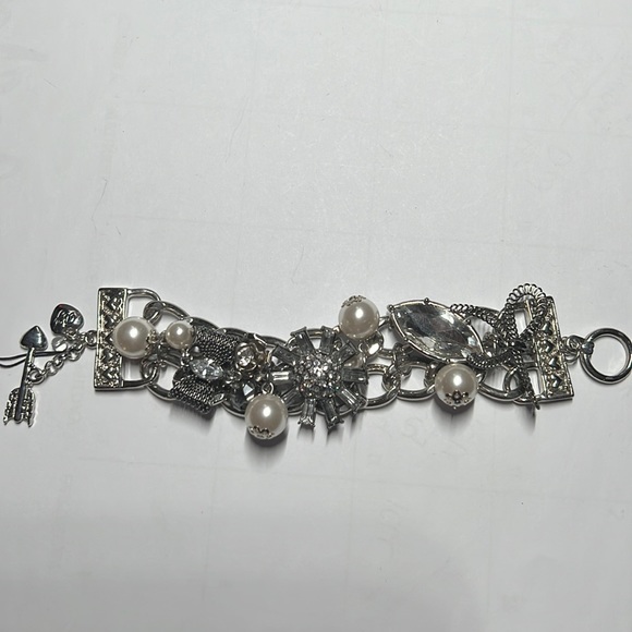 Betsey Johnson chunky silver bracelet nwt - Picture 1 of 5